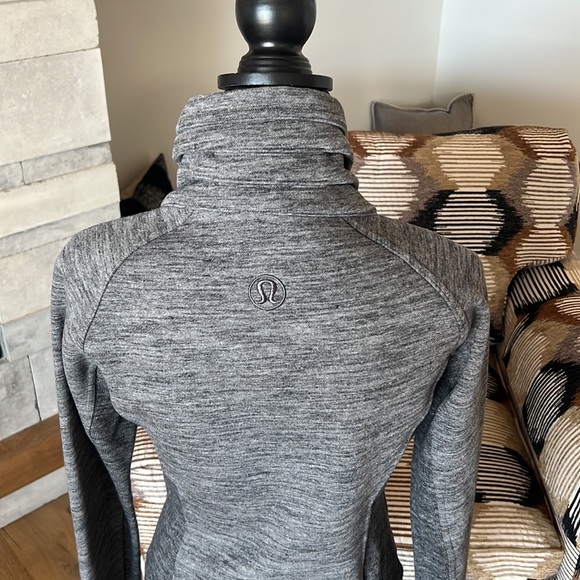 Lululemon Radiant Jacket - Picture 12 of 14